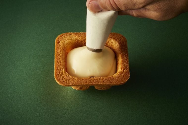 ふわふわザクザクで地球にもおいしい新発明!チーズケーキ「CHEESE WONDER」が新発売の画像