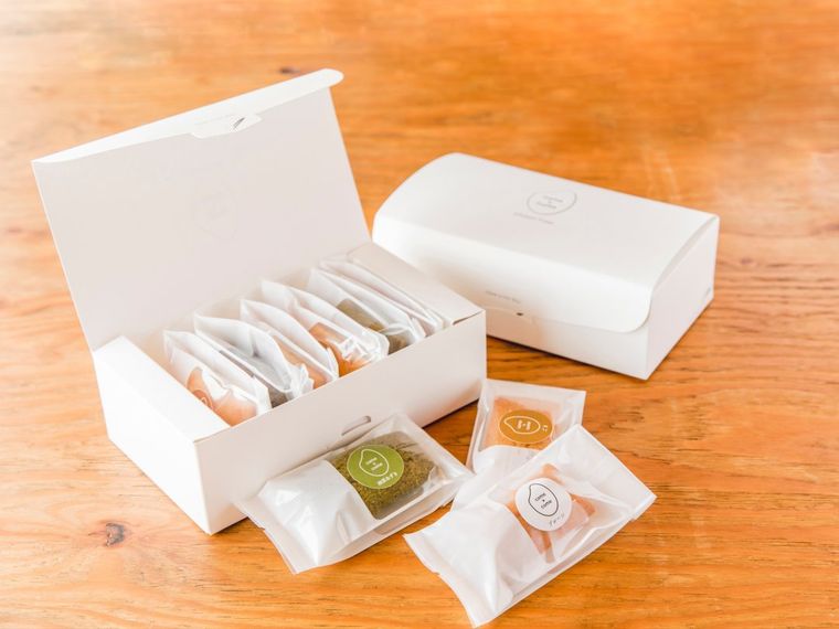 こめ油と米粉の「come×come(コメトコメ)」より、新商品「和フィナンシェ」が登場の画像