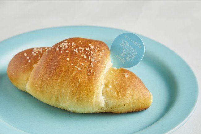 大阪初「生クリーム専門店ベーカリー」がオープン!マリトッツォなどミルクづくしのパンが勢ぞろいの画像