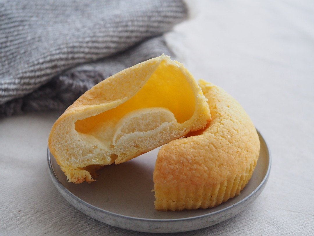 背徳感のかたまり！ローソン新作「じゅわバタメロンパン」には深く考え