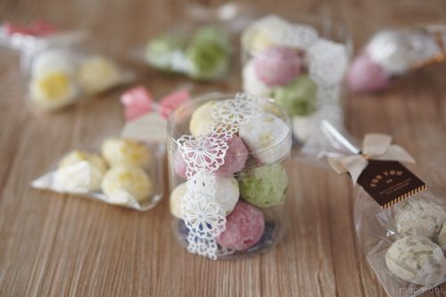 まるめてまぶして 簡単かわいいスノーボールを楽しもう みのすけのお菓子教室 1 2ページ目 Macaroni