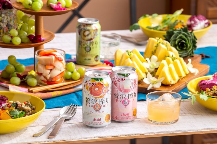 今おうち飲みをするなら「贅沢搾り」が正解!リニューアルされた6種類を飲み比べの画像