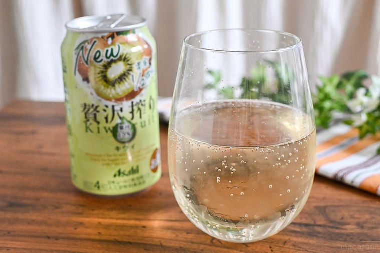 今おうち飲みをするなら「贅沢搾り」が正解!リニューアルされた6種類を飲み比べの画像