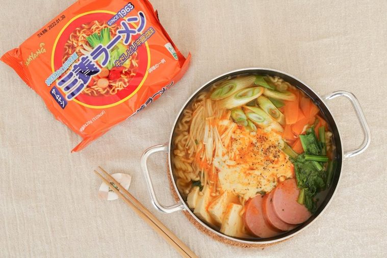 韓国の元祖インスタント麺「三養ラーメン」の発売が開始!おいしい食べ方を伝授の画像