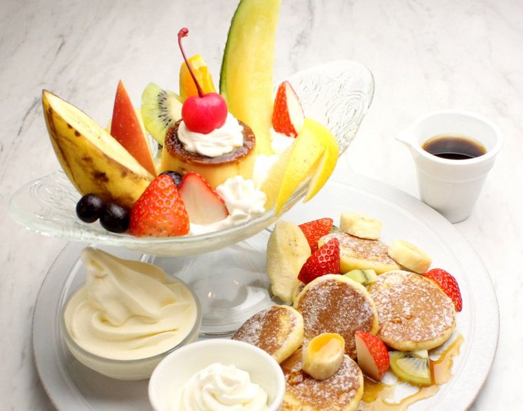 話題の台湾カステラとのコラボも。「世界のパンケーキFES」が大阪のセンナリヤフルーツパーラーで開催中!の画像