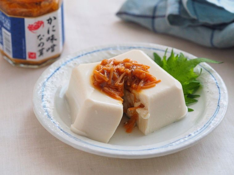 この組み合わせがあったか!カルディ「かに味噌なめ茸」はご飯のお供界に衝撃をあたえる逸品の画像
