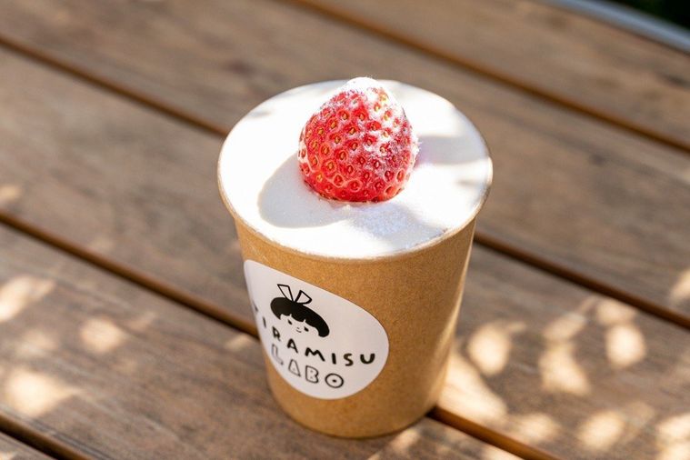 ワンハンドで飲める!? 韓国スタイルのティラミス専門店「ティラミスラボ」が原宿にオープンの画像