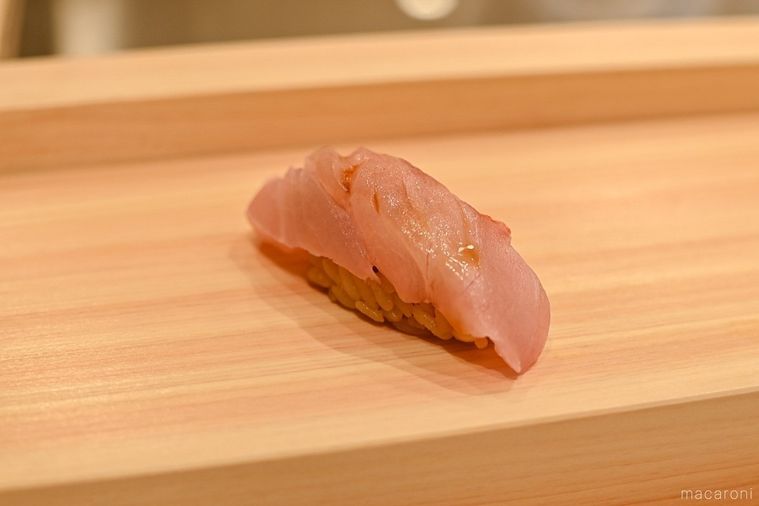 ミシュラン掲載店の味を80円から。渋谷「すし光琳」で街場寿司の完成形に出会うの画像