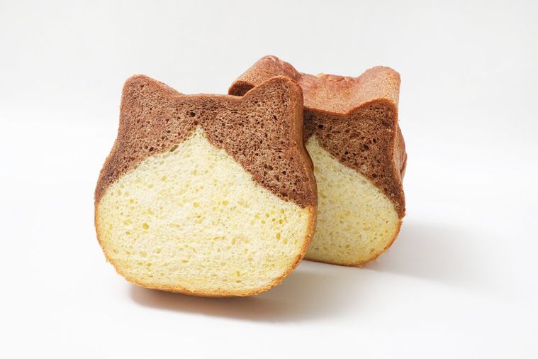 4月限定でねこねこ食パンが「プリン」を新発売。カスタードとカラメルのリッチな味を楽しめるの画像