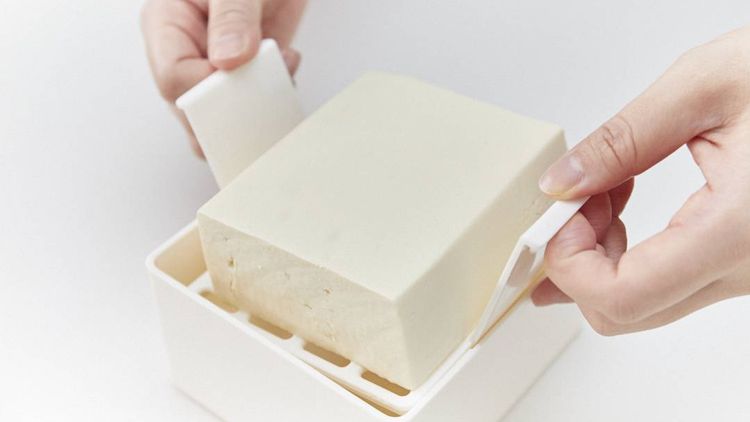 簡単に味を格上げ 豆腐の水切り器 が超便利 東急ハンズのスグレモノ Macaroni 簡単に味を格上げ 豆腐の水切り器 が超便利 東急ハンズのスグレモノ Macaroni