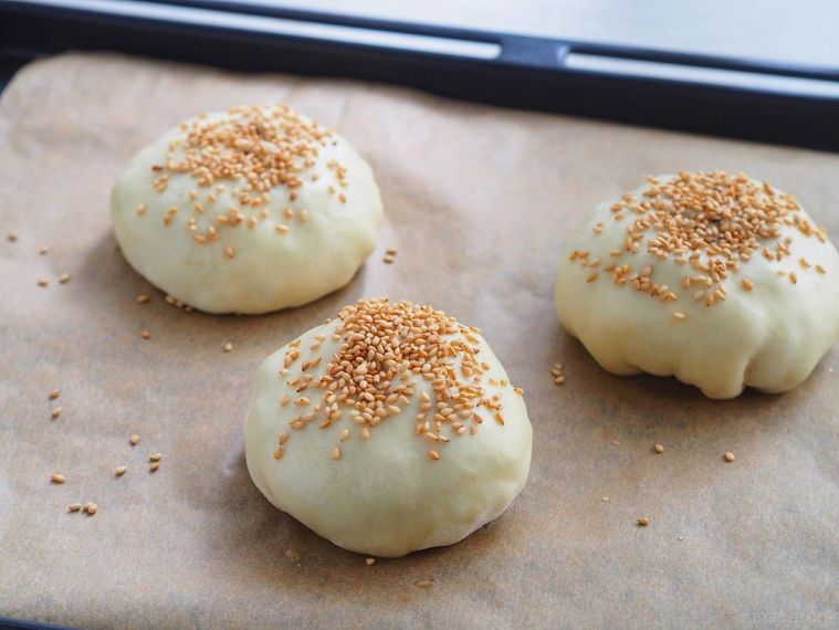 カルディ新作で台湾屋台グルメを完全再現。「胡椒餅の素」を使えば初心者でも味がキマる!の画像