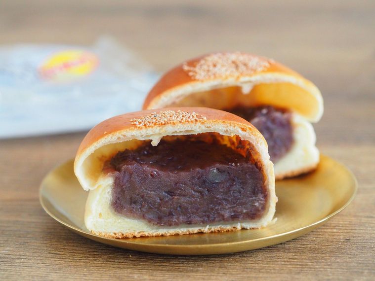 “あんこ天国” の名に偽りなし!ローソン新作あんぱんのどっしり感に大人買いが止まらないの画像