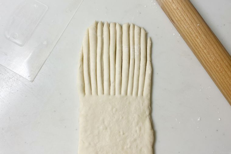 SNSで噂の「ウールロールパン」って?パティシエ直伝の上手な作り方の画像