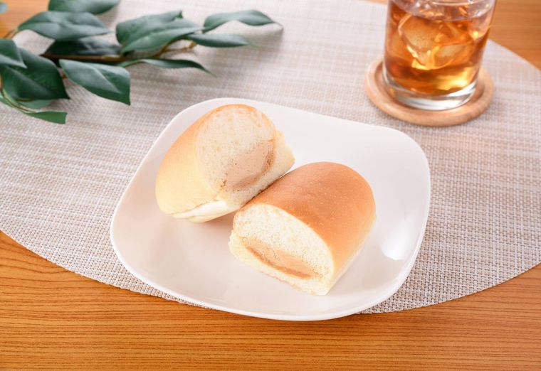ファミマの「コッペパン」3種がリニューアル!ふっくらしたパン生地で食べ応えアップの画像
