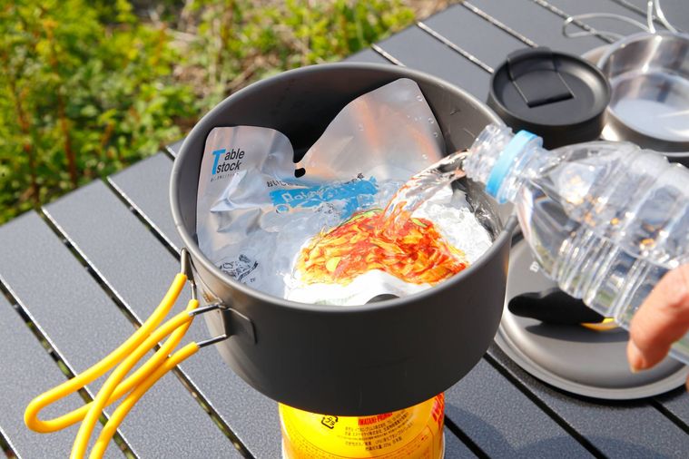 常温で5年保存可能の進化系レトルト麺。TABLE STOCKから「おいしさにこだわった保存食」が新発売の画像