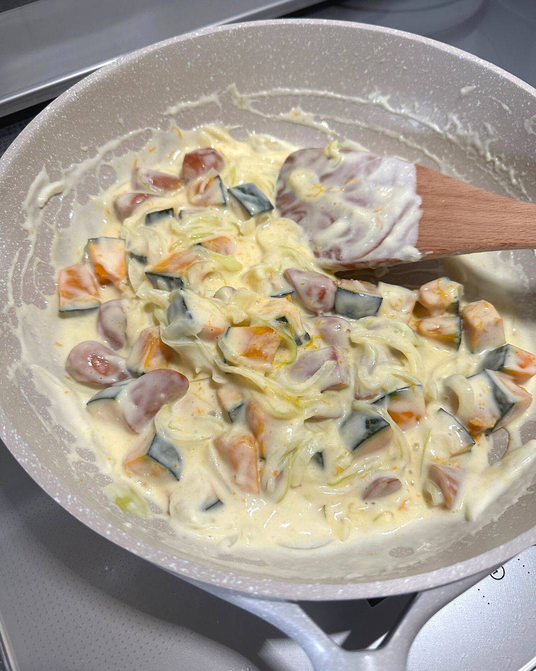 冷めてもおいしい!トースターで簡単かぼちゃグラタン - macaroni 冷めてもおいしい!トースターで簡単かぼちゃグラタン - macaroni