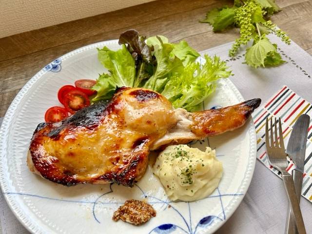 パーフェクトな「ローストチキンレシピ」オーブンで作る秘訣を伝授