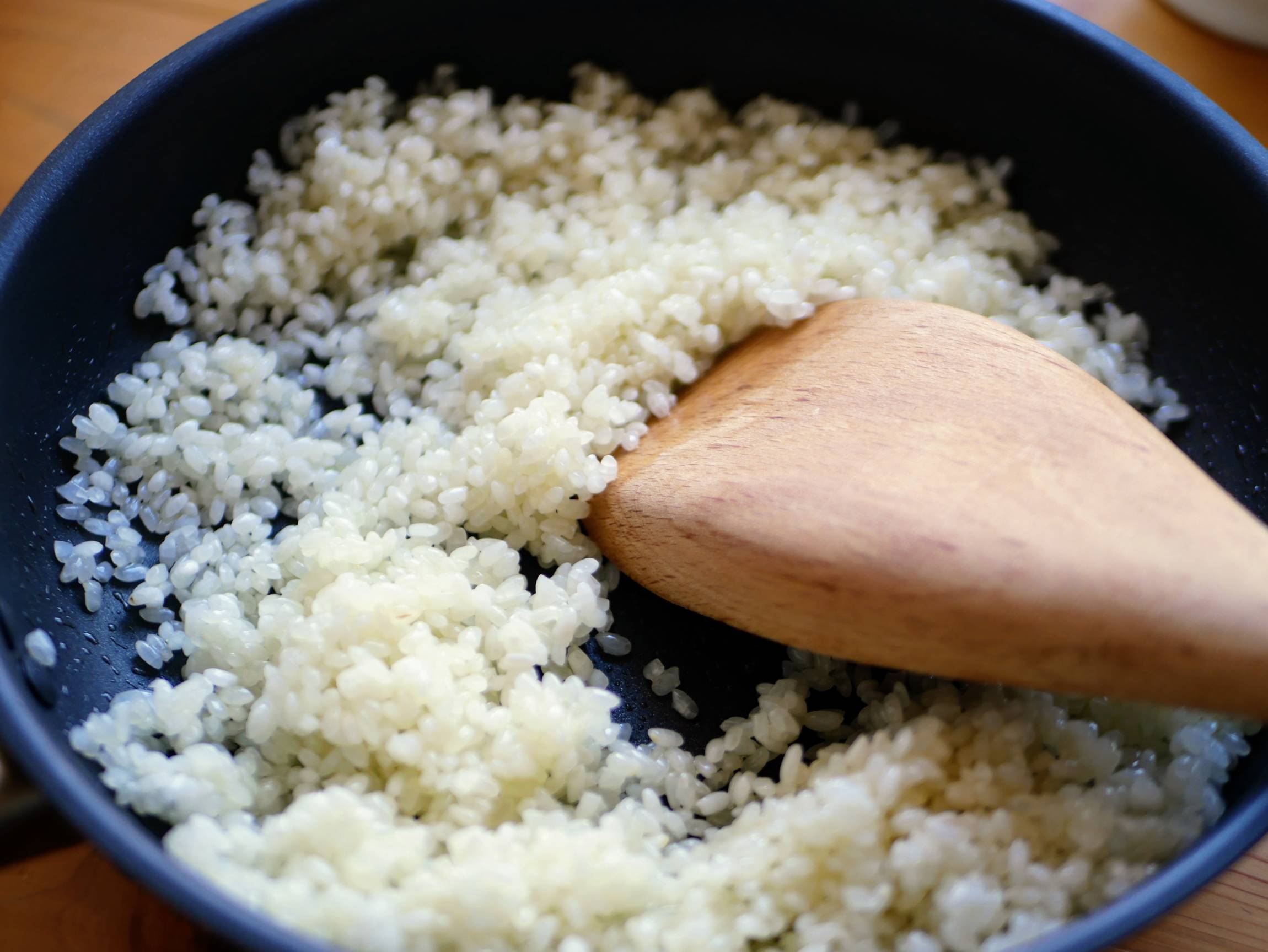 エジプトの国民食「コシャリ」とは？炊飯器で作れる簡単レシピ - macaroni