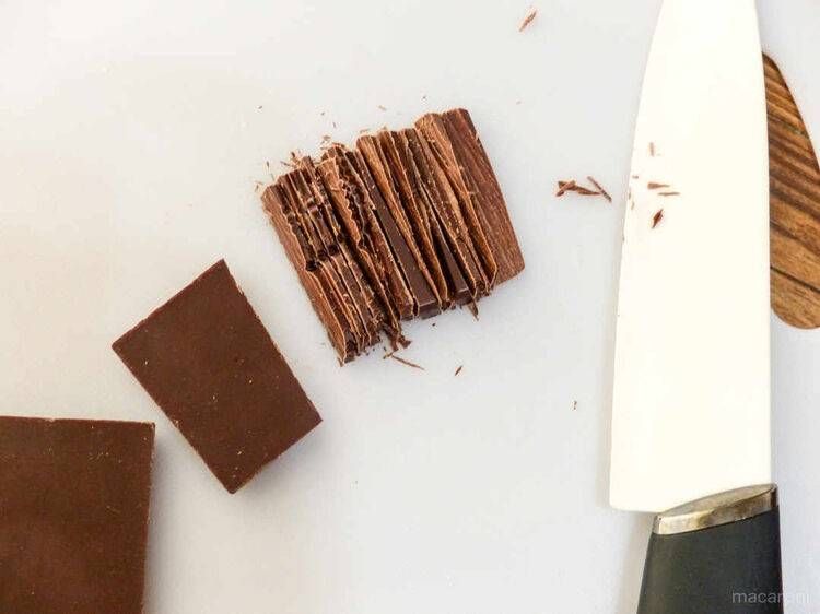 刻まれたチョコレート