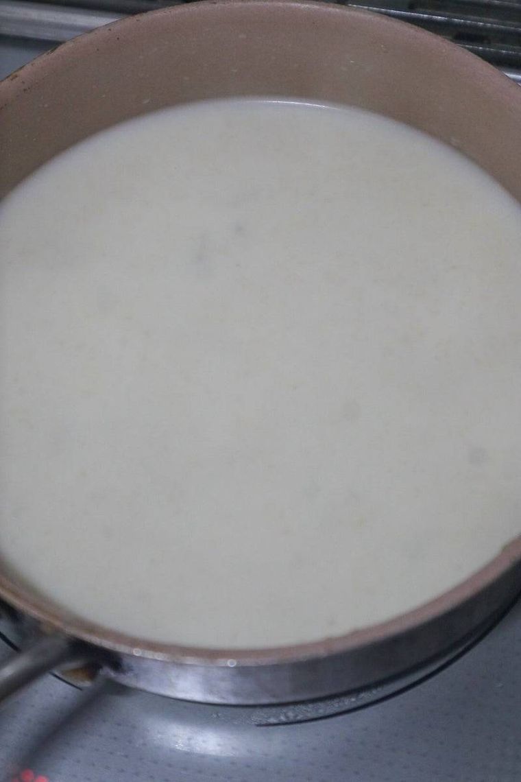 甘酒を加熱している様子