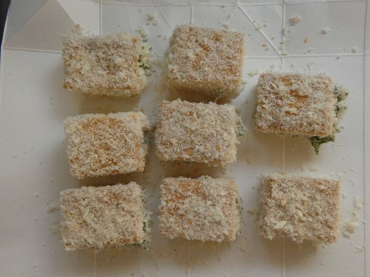 パン粉をつけた厚揚げ