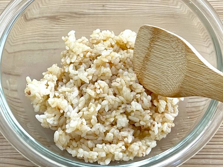 おかかごはんを作っている様子