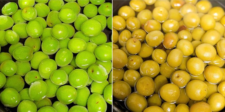 フライパンに入った青梅と約45のお湯