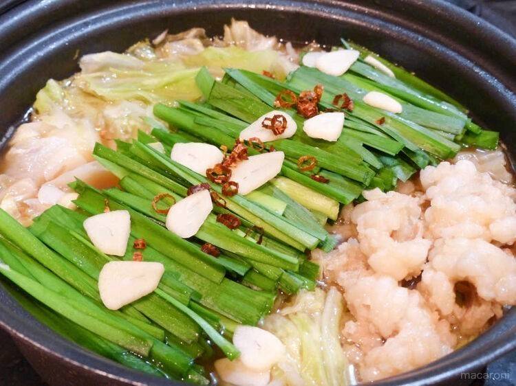 お家で本場の味「もつ鍋」の作り方。下ごしらえから丁寧に解説