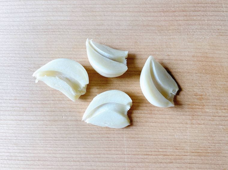 芽を取り除いたにんにく