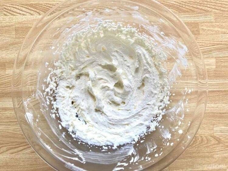 バターをクリーム状に混ぜたもの