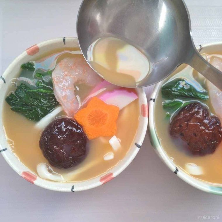 卵液を流し入れる写真