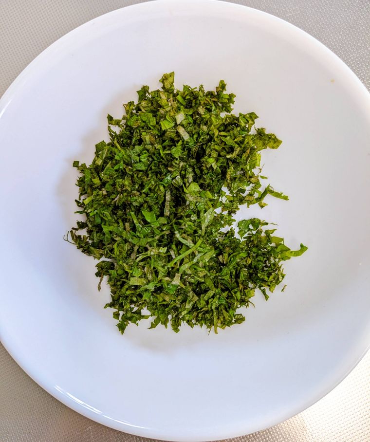 みじん切りの大葉