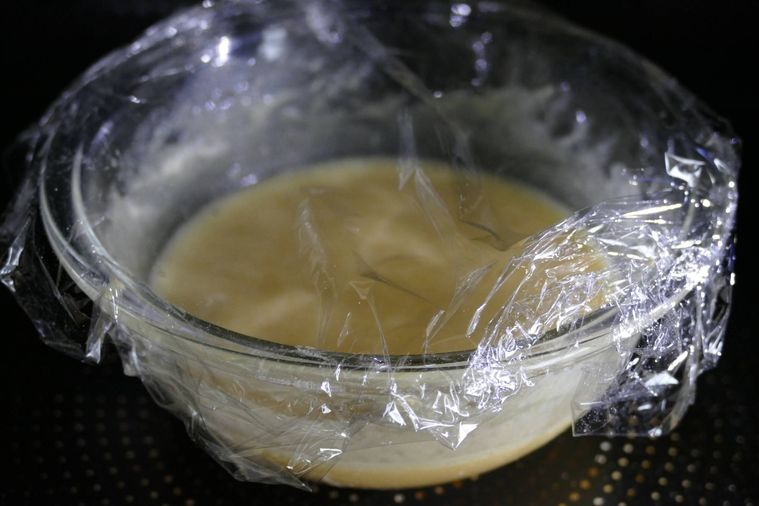 電子レンジで加熱する様子