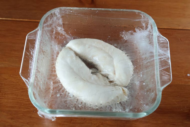 耐熱容器にささみが並んでいる