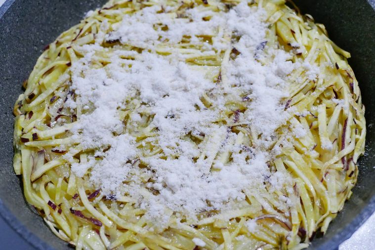 表面に砂糖をまぶした様子