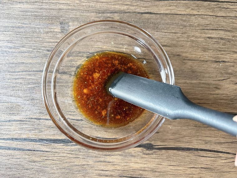 器に入ったドレッシング