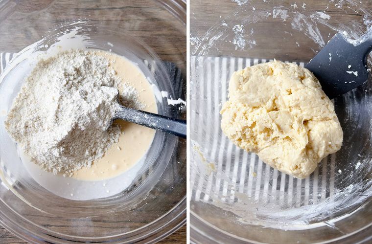 ホットケーキミックスを混ぜる様子