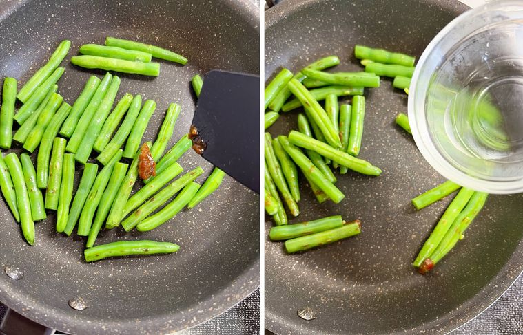 豆板醤、みりんを加える様子