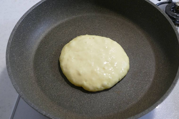 生地表面に気泡が出始めた様子