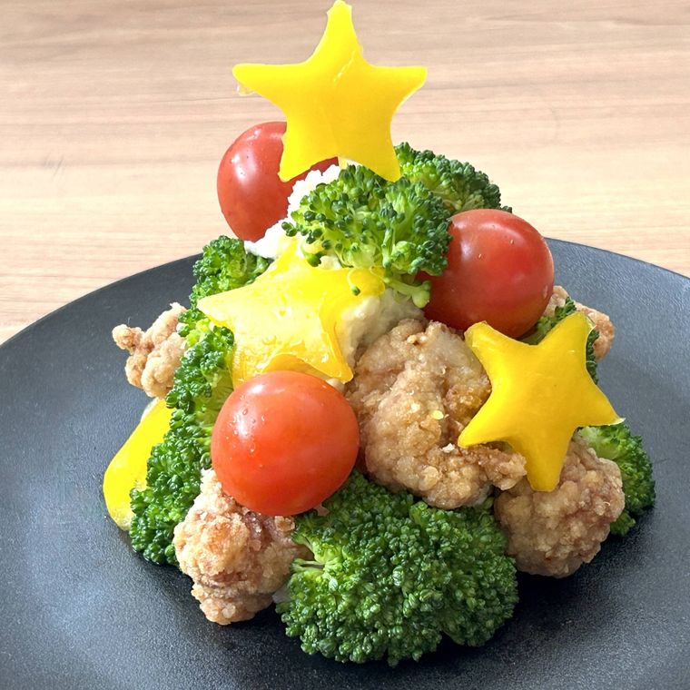 星型のパプリカを飾って仕上げたところ